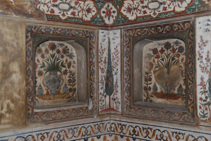 Itimad-ud-Daulah&rsquo;s tomb